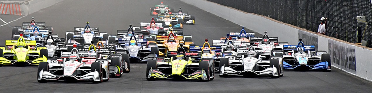 indy cars racing to through the start line New Orleans